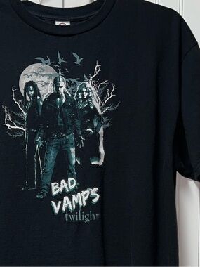 Twlight Bad Vampires Shirt XXL Movie Promo